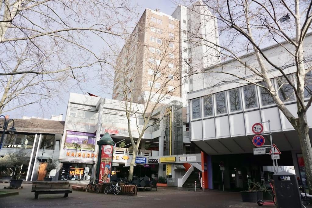 Neu Modernes Apartment In Top Lage, Free Parking Max 1,65M Hoehe Und 1,8M Breite Karlsruhe Eksteriør bilde